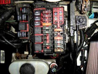 2002 f150 power distribution box removal|ford f150 power box replacement.